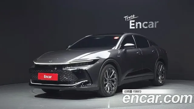 Toyota Crown 2024