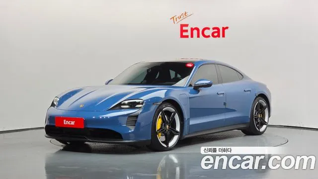 Porsche Taycan 2021