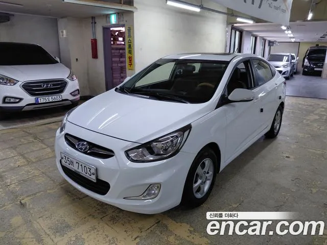 Hyundai Accent 2013