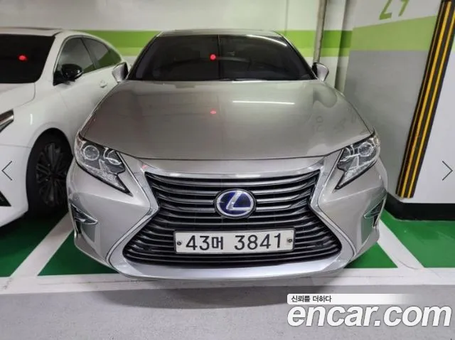 Lexus ES 2018