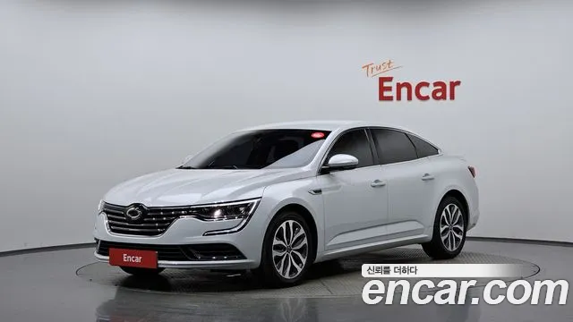 Renault SM6 2016