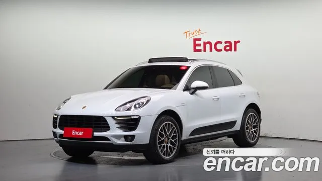 Porsche Macan 2016