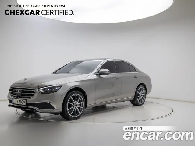 Mercedes-Benz E-Class 2022