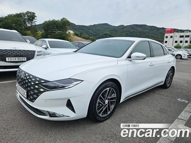 Hyundai Grandeur 2022