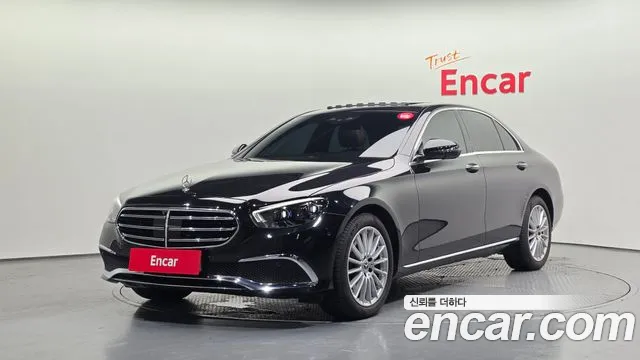 Mercedes-Benz E-Class 2022