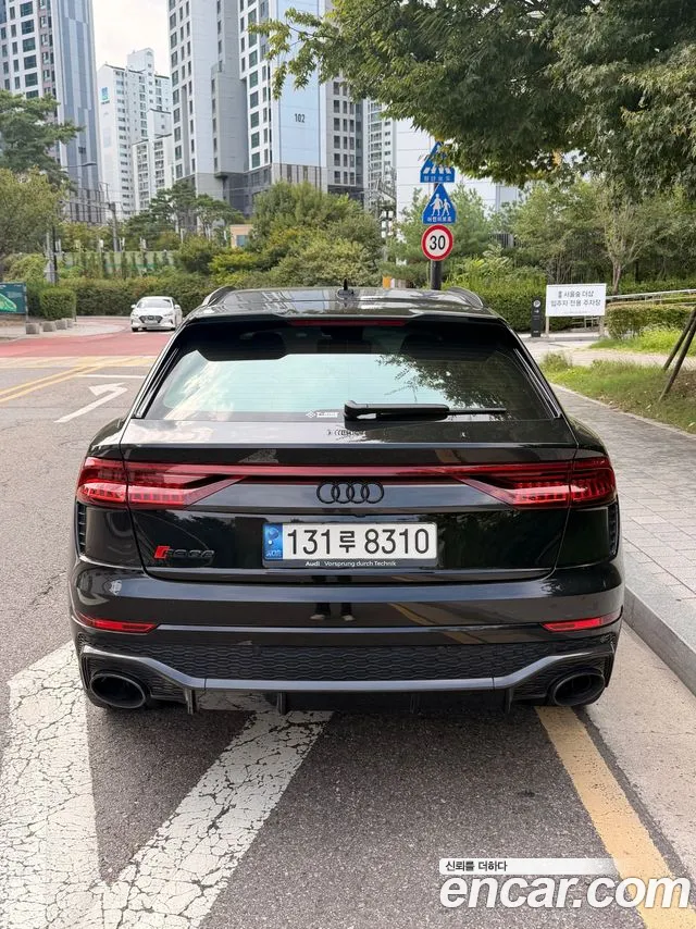 Audi RSQ8 2022