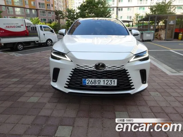 Lexus RX 2025