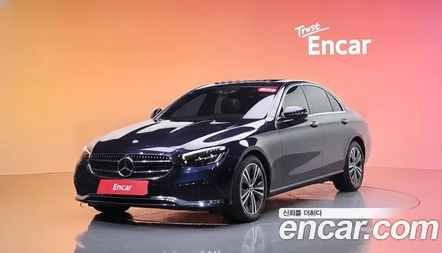Mercedes-Benz E-Class 2022