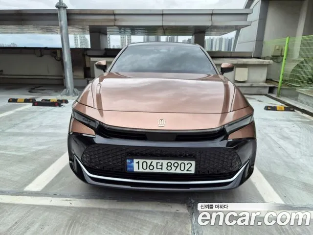 Toyota Crown 2023