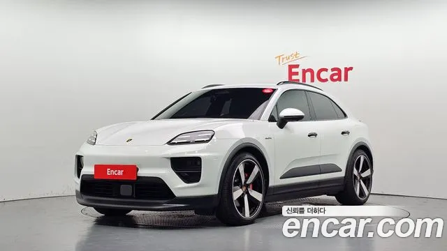 Porsche Macan 2025