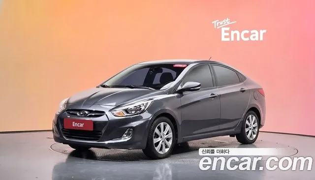 Hyundai Accent 2012