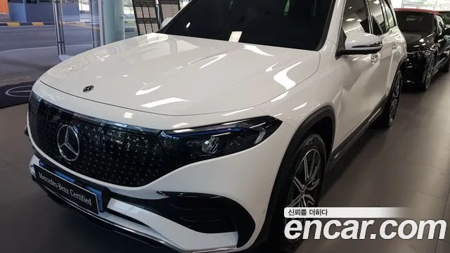 Mercedes-Benz EQB 2025