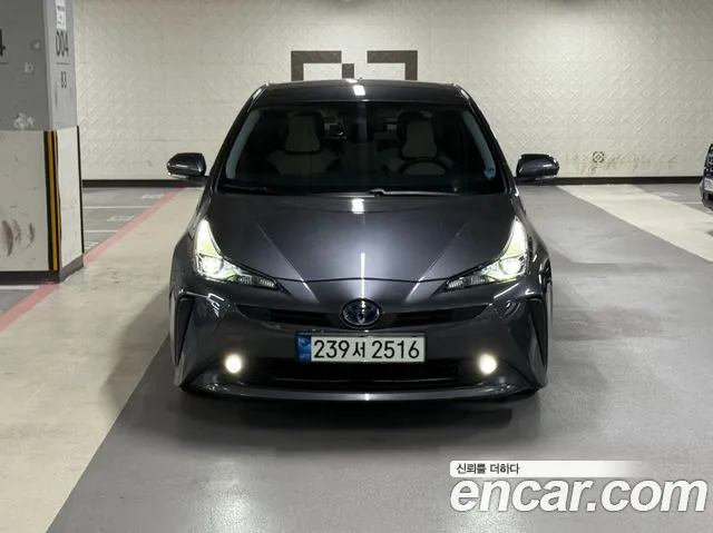 Toyota Prius 2021