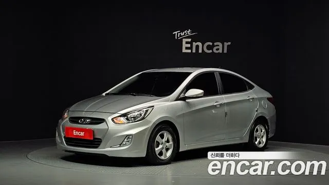 Hyundai Accent 2012