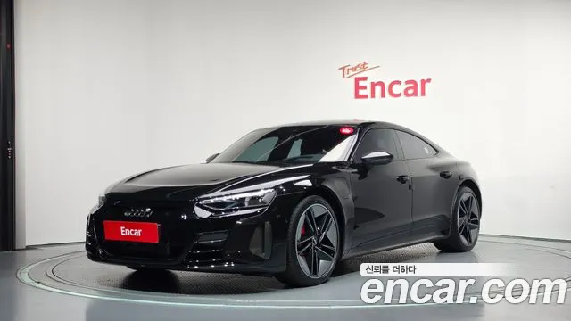 Audi RS e-tron GT 2022