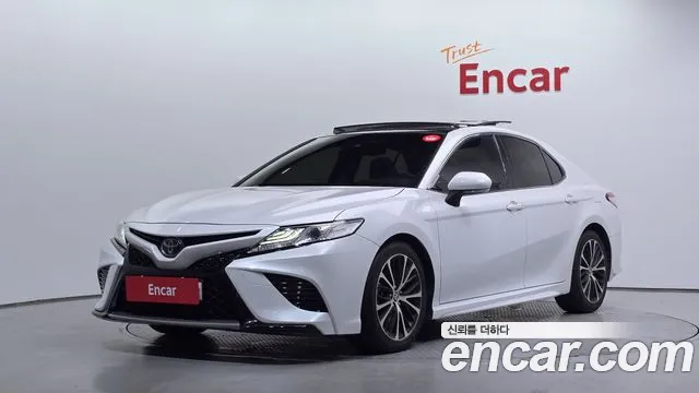 Toyota Camry 2020
