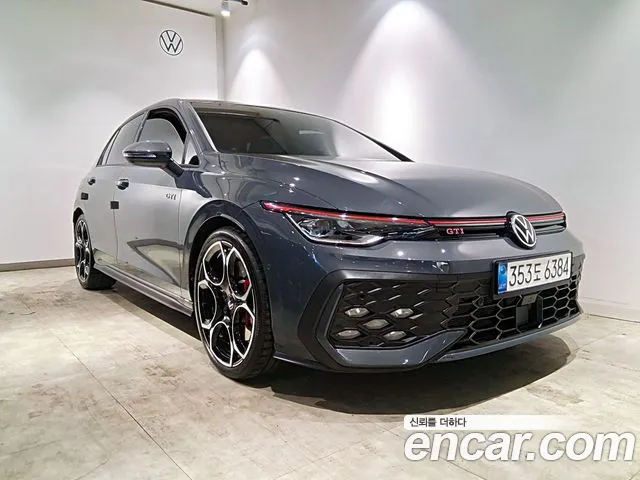 Volkswagen Golf 2025