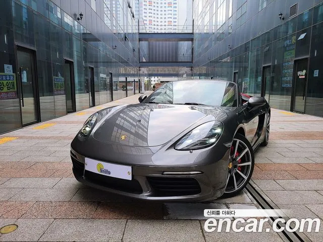Porsche 718 2016