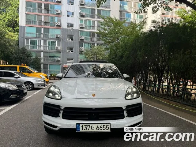 Porsche Cayenne 2021