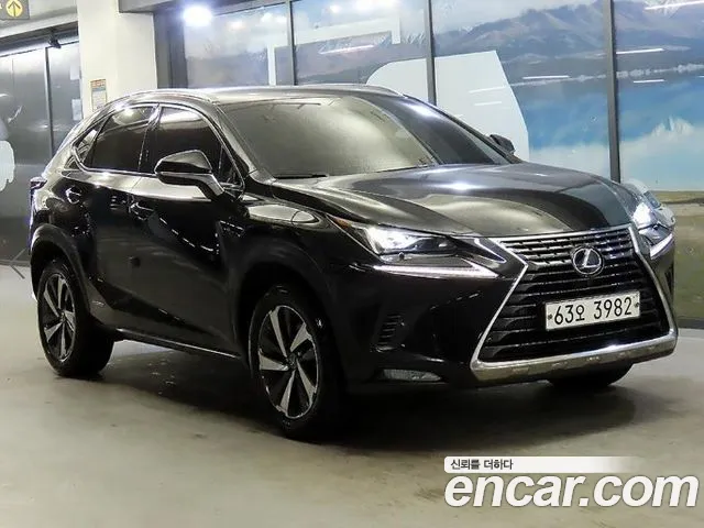 Lexus NX 2019