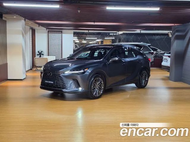 Lexus RX 2025