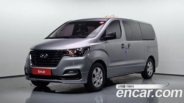 Hyundai Starex 2018