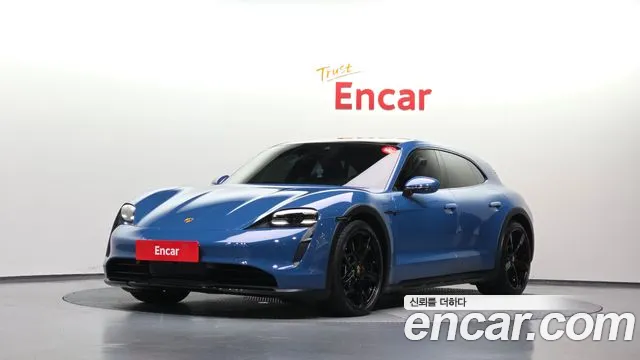 Porsche Taycan 2023