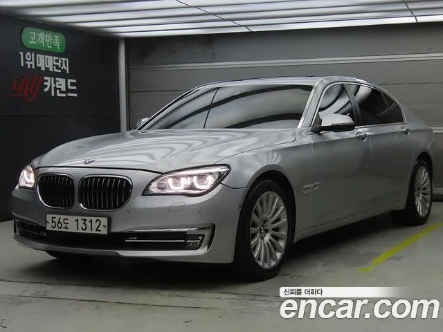 BMW 7-Series 2012