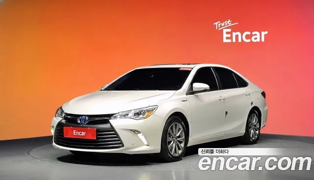 Toyota Camry 2016
