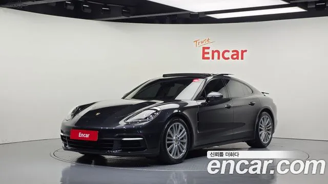 Porsche Panamera 2018