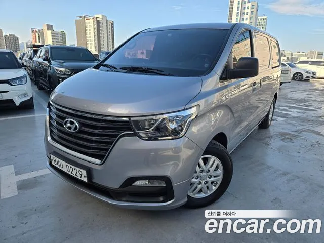 Hyundai Starex 2018