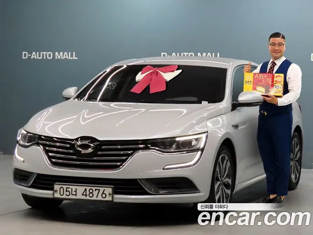 Renault SM6 2016