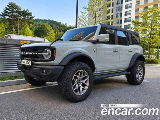 Ford Bronco 2023