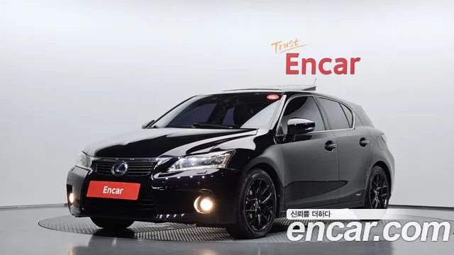Lexus CT200h 2011