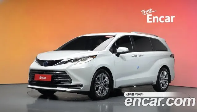 Toyota Sienna 2023