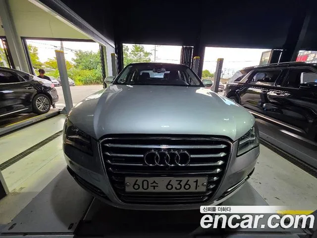 Audi A8 2014