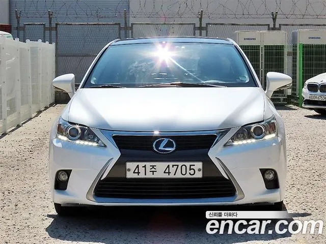 Lexus CT200h 2016