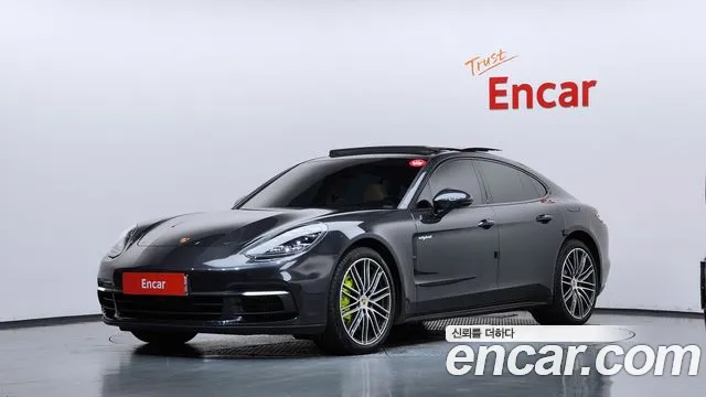 Porsche Panamera 2020