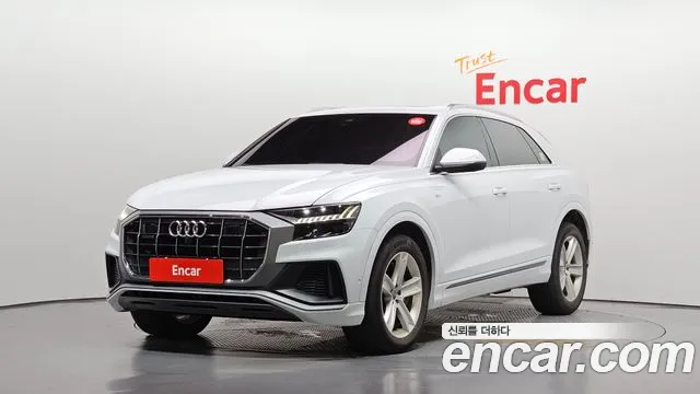 Audi Q8 2021