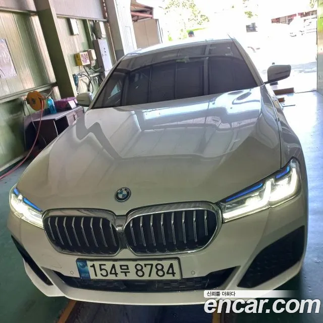 BMW 5-Series 2021