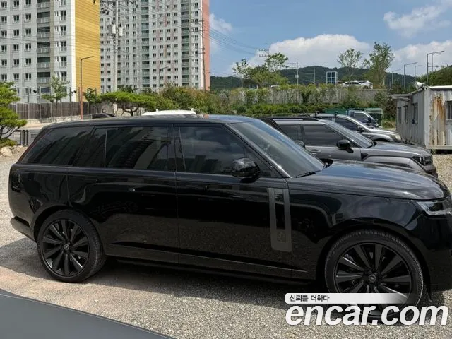 Land Rover Range Rover 2024