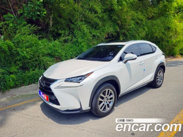 Lexus NX 2016