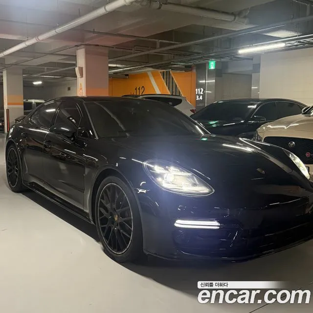 Porsche Panamera 2018