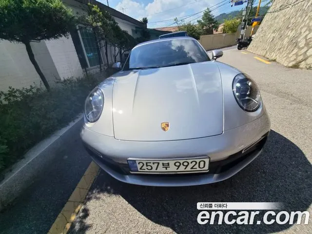 Porsche 911 2021