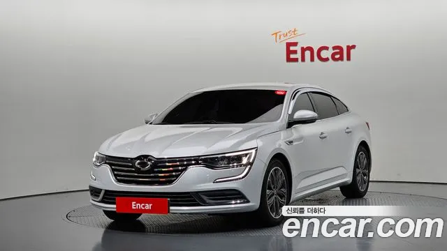 Renault SM6 2016
