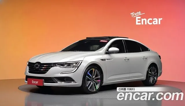 Renault SM6 2016