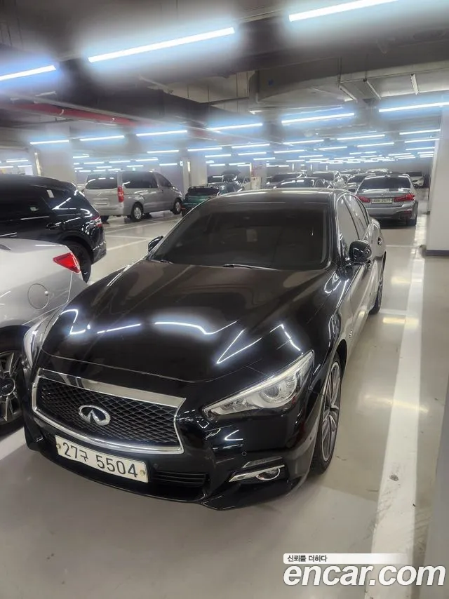 Infiniti Q50 2015