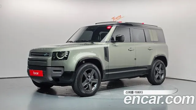 Land Rover Defender 2025