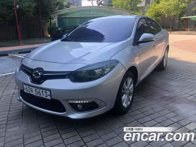 Renault SM3 2015