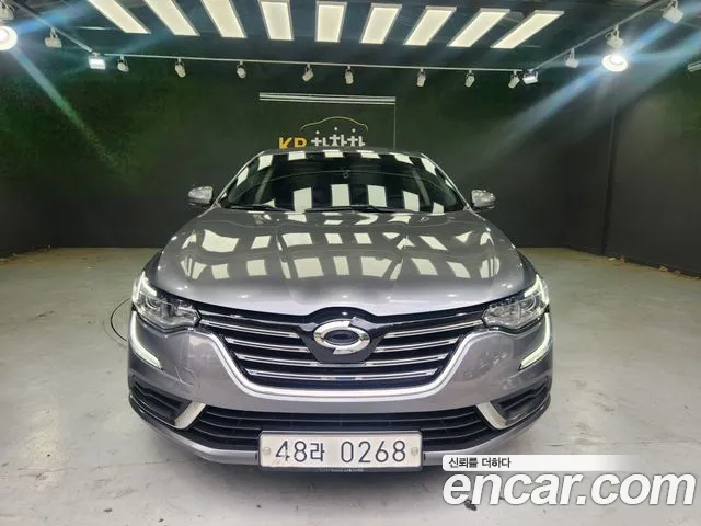 Renault SM6 2016